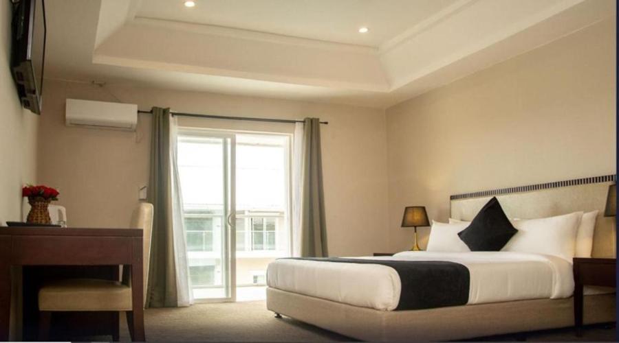 Royal Ambassador Hotel Harbel Exteriér fotografie